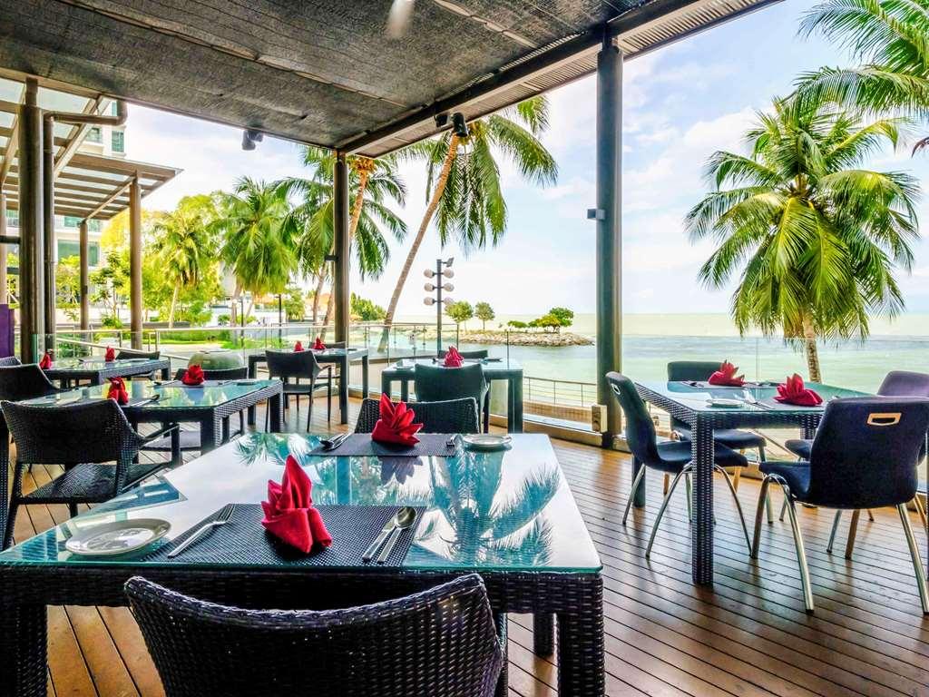 Mercure Penang Beach Tanjung Bungah  Restaurante foto
